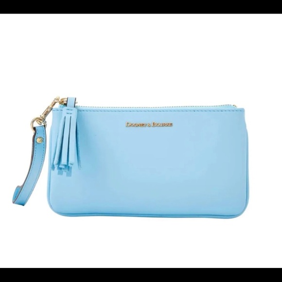 Dooney & Bourke Huntington wristlet - Picture 1 of 4